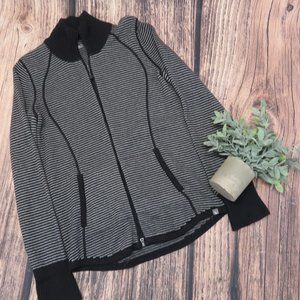 Eddie Bauer Womens Full Zip Sweater Striped Knit Top Black White Size Small EUC!